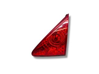 фонарь крышки багажника правый Peugeot 3008 1 поколение 2011, 1.6 л., HDi, 9HZ (DV6TED4), дизель, 6МКПП, noir perla nera / ktv, внедорожник 5 дв., передний привод, правый руль, 9683460980