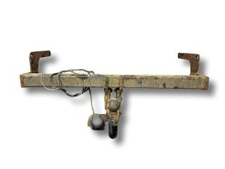 прицепное устройство (фаркоп) Dacia Duster 1 поколение 2013, 1.5 л., DCi, K9K 898, дизель, 6МКПП, white / qm1, внедорожник 5 дв., полный привод, правый руль