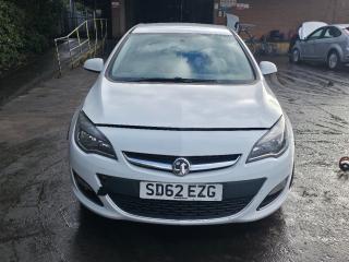 Opel Astra J [рестайлинг]