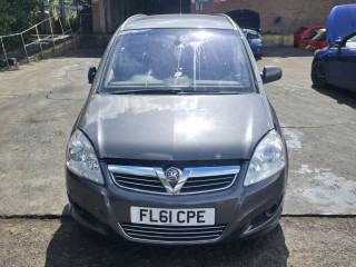 Opel Zafira 2 поколение (B) [рестайлинг]