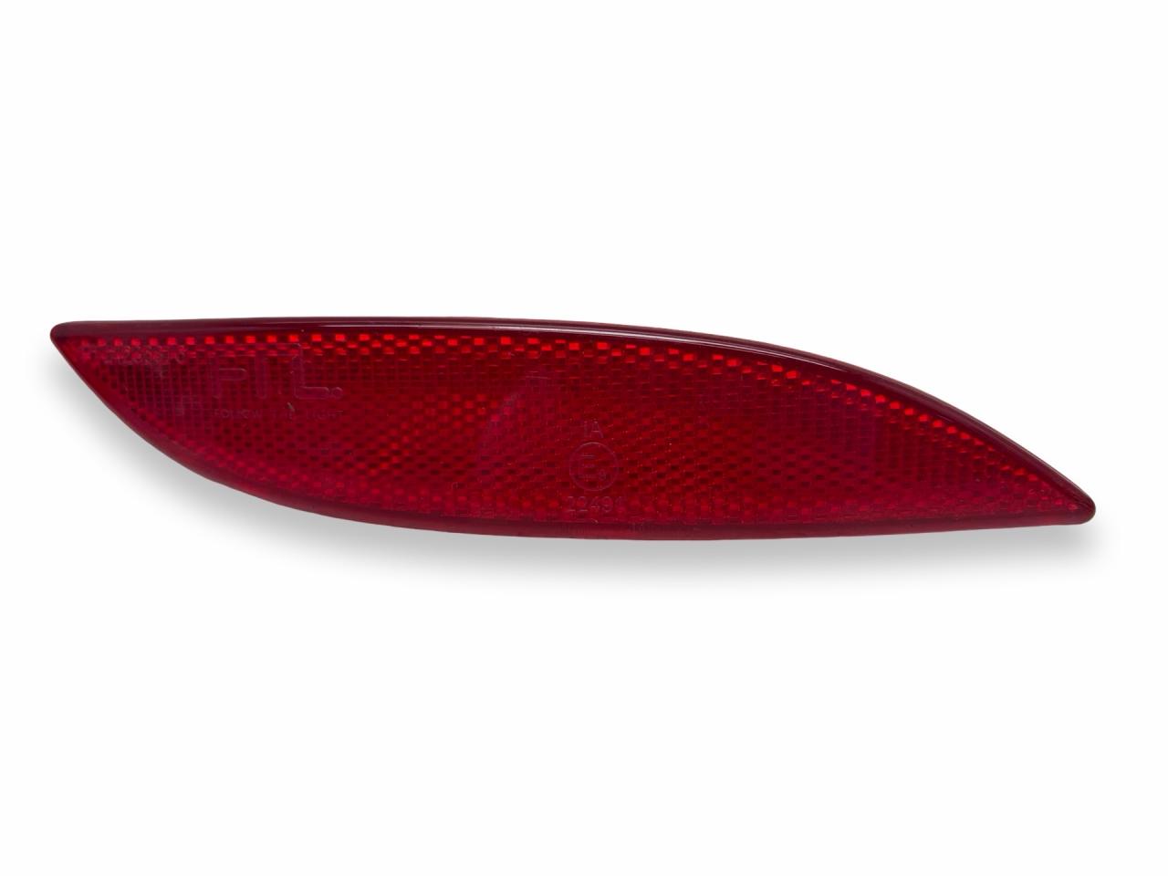 отражатель правый Renault Megane 3 поколение 2009, 1.6 л., i, K4M 848, бензин, 5МКПП, extreme blue / terna, хетчбэк 5 дв., передний привод, правый руль, 265600004R, 4236876 - фото №1