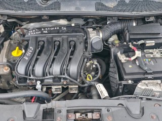 двигатель Renault Megane 3 поколение 2009, 1.6 л., i, K4M 848, бензин, 5МКПП, noir / nv676, хетчбэк 5 дв., передний привод, правый руль, K4M848