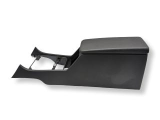 подлокотник Mercedes-Benz C-Класс W202/S202 [рестайлинг] 1999, 2.2 л., CDi, OM 611.960, дизель, АКПП, brilliant silver  / 744, седан, задний привод, правый руль