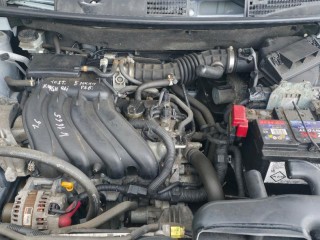 двигатель Nissan Qashqai J10 [рестайлинг] 2011, 1.6 л., i, HR16DE, бензин, 5МКПП, titanium / kaq, внедорожник 5 дв., передний привод, правый руль, HR16DE