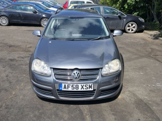 Volkswagen Golf 5 поколение