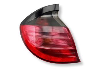 фонарь задний левый Mercedes-Benz C-Класс W203/S203/CL203 CL203 2002, 2.2 л., CDi, OM 611.962, дизель, АКПП, repainted / black, хетчбэк 3 дв., задний привод, правый руль, A2038200564