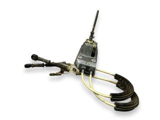 кулиса Volkswagen Polo 4 поколение [рестайлинг] 2005, 1.2 л., i, BMD, бензин, 5МКПП, schwarz / l041, хетчбэк 3 дв., передний привод, правый руль, 6Q0711049BA