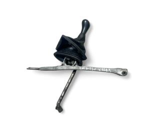 кулиса BMW 1 серия F20/F21 F20 2014, 1.6 л., D, N47 D16 A, дизель, 6МКПП, black saphir / 475, хетчбэк 5 дв., задний привод, правый руль, 25117605091, 7605091