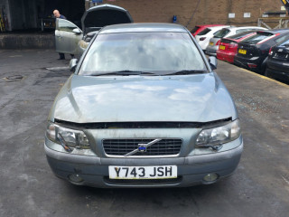 Volvo S60 1 поколение