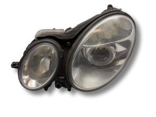 фара левая Mercedes-Benz E-Класс W211/S211 [рестайлинг] 2006, 3.0 л., CDi, OM 642.920, дизель, АКПП, perlitgrau / 747, универсал, задний привод, правый руль, A2118200561