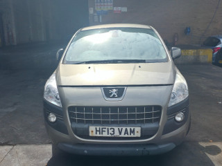 Peugeot 3008 1 поколение