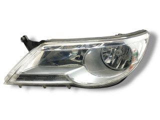 фара левая Volkswagen Tiguan 1 поколение 2009, 2.0 л., TDi, CBAB, дизель, 6МКПП, reflex silver / la7w, внедорожник 5 дв., полный привод, правый руль, 5N2941031K, 1LD247038-03