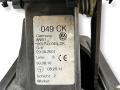 кулиса Volkswagen Golf 6 поколение 2010, 2.0 л., TDi, CFFB, дизель, 6МКПП, deepblack / lc9x, хетчбэк 5 дв., передний привод, правый руль, 1K0711049CK, 1K0711266AD, 1K0711265AT - фото №8