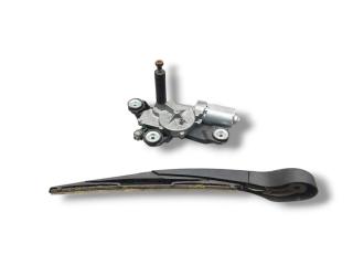 моторчик заднего стеклоочистителя (дворника) Ford Focus 3 поколение 2013, 1.0 л., Ti, M2DA, бензин, 5МКПП, moondust silver / ob, хетчбэк 5 дв., передний привод, правый руль, BV6117K441AA, 0390201205