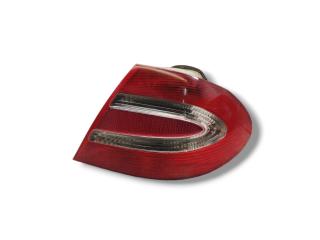 фонарь задний правый Mercedes-Benz CLK-Класс C209/A209 C209 2003, 2.7 л., CDi, OM 612.967, дизель, АКПП, brillantsilber / 744, купе, задний привод, правый руль, A2208200264