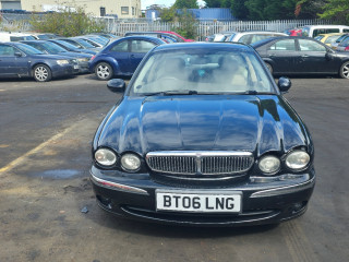 Jaguar X-Type 1 поколение X400