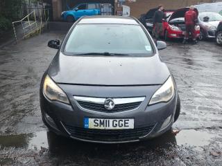 Opel Astra J