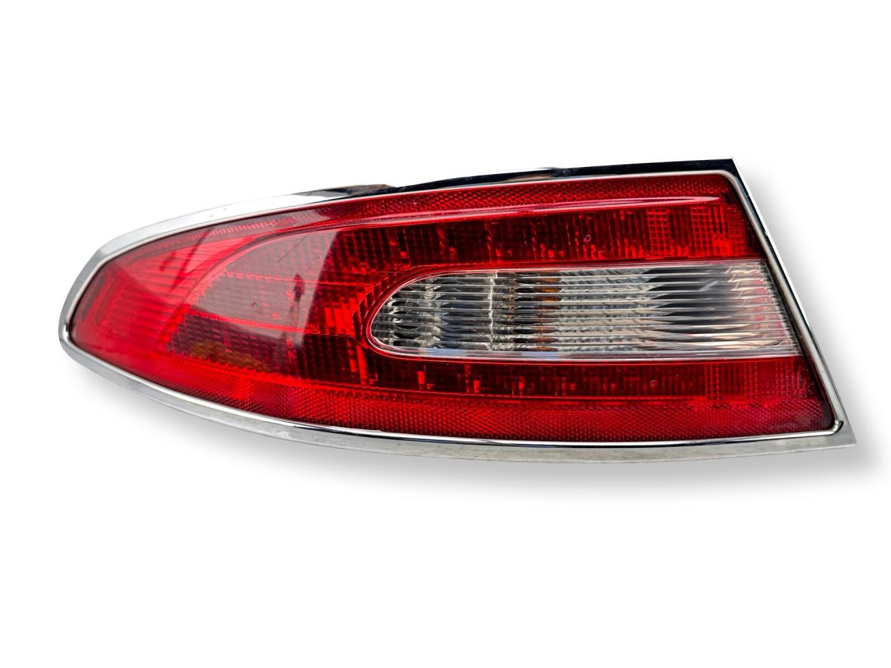 фонарь задний левый Jaguar XF X250 250 2008, 2.7 л., D, AJD, дизель, АКПП, sienna grey / 2030, седан, задний привод, правый руль, 8X2313405BD - фото №1