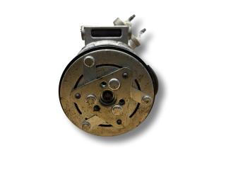 компрессор кондиционера Ford Focus 3 поколение 2014, 1.0 л., Ti, M1DA, бензин, 6МКПП, race red / zc, хетчбэк 5 дв., передний привод, правый руль, CM5G-8591-AA, 1766164