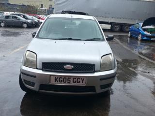 Ford Fusion 1 поколение