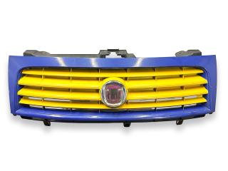 решетка радиатора Fiat Scudo 2 поколение 2008, 2.0 л., HDi, RHK (DW10UTED4), дизель, 6МКПП, grigio quartz / 685, фургон, передний привод, правый руль