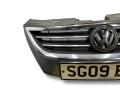 решетка радиатора Volkswagen Passat CC 1 поколение 2009, 2.0 л., TSI, CAWB, бензин, 6МКПП, iron grey / lc7z, седан, передний привод, правый руль, 3C8853651P - фото №5