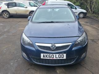 Opel Astra J