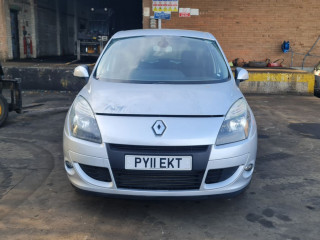 Renault Scenic 3 поколение
