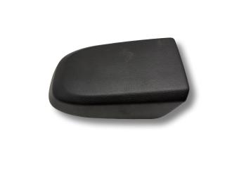 подлокотник Ford Focus 2 поколение [рестайлинг] 2009, 1.6 л., i, HWDA, бензин, 5МКПП, panther black / f3, хетчбэк 5 дв., передний привод, правый руль