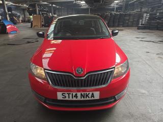 Skoda Rapid 1 поколение