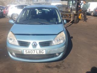 Renault Scenic 2 поколение [рестайлинг]