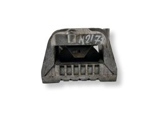 подушка крепления двигателя Volkswagen Passat B6 2006, 2.0 л., TDi PD, BKP, дизель, 6МКПП, articbluesilver / lb5m, универсал, передний привод, правый руль, 1K0199262P