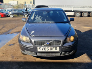 Volvo S40 2 поколение