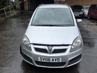 Opel Zafira 2 поколение (B)
