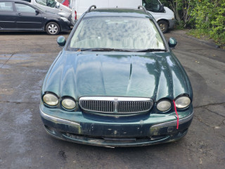 Jaguar X-Type 1 поколение X400