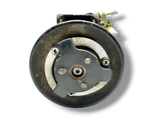 компрессор кондиционера Opel Meriva 2 поколение (B) 2011, 1.4 л., i, A 14 XER, бензин, 5МКПП, karbongrau / 177, минивэн, передний привод, правый руль, 13250608