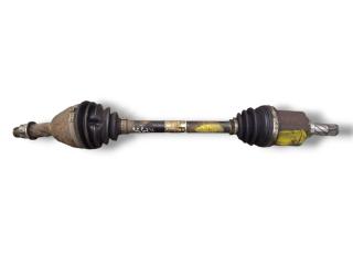 полуось передняя левая (приводной вал, ШРУС) Nissan Juke F15 [рестайлинг] 2015, 1.2 л., Ti, HRA2DDT, бензин, 6МКПП, super white / 326, внедорожник 5 дв., передний привод, правый руль, 39101-BV80B