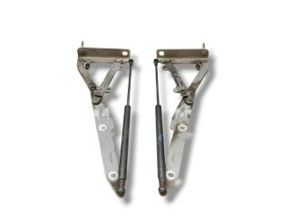 петля капота Land Rover Range Rover Sport 1 поколение L320 2008, 2.7 л., D, 276DT, дизель, АКПП, stornoway grey / lrc907, внедорожник 5 дв., полный привод, правый руль, 7208628, 7208627