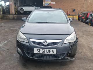 Opel Astra J