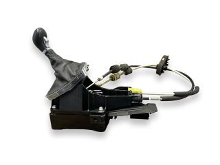 кулиса Opel Insignia 1 поколение (A) 2009, 1.8 л., i, A 18 XER, бензин, 6МКПП, schneeweiss / 40r, лифтбэк, передний привод, правый руль, 55563829, 55560991