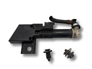 форсунка омывателя фары левая Subaru Forester 4 поколение (SJ) SJ 2013, 2.0 л., TD, EE20Z, дизель, 6МКПП, ice silver / g1u, внедорожник 5 дв., полный привод, правый руль