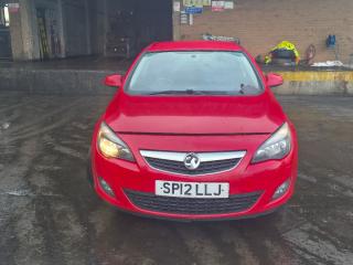 Opel Astra J
