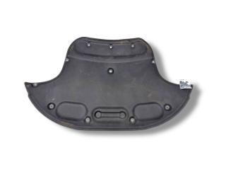 шумоизоляция капота Mercedes-Benz E-Класс W212/S212/C207/A207 [рестайлинг] 2013, 1.8 л., Ti, M 271.860, бензин, АКПП, polarweiss / 149, седан, задний привод, правый руль, A2126820026