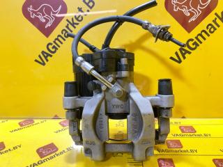 суппорт задний правый Volkswagen Tiguan 2 поколение [рестайлинг] 2021, 2.0 л., бензин, 3Q0615424A