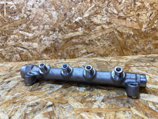 топливная рампа Audi Q5 FY 2018, 2.0 л., дизель, 04L130089G