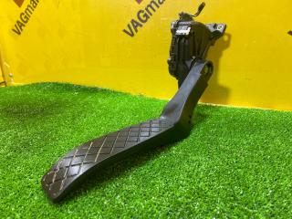 педаль Audi Q7 4L [рестайлинг] 2014, 4.2 л., дизель, 7L0723507E