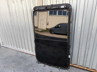 люк Volkswagen Tiguan 2 поколение 2018, 2.0 л., бензин, 5NA877041D