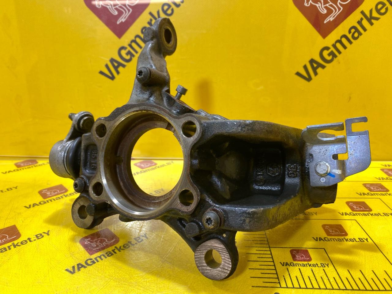 кулак поворотный правый Volkswagen Caddy 4 поколение 2016, 1.4 л., бензин, 1K0407256AC - фото №1