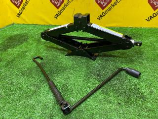 домкрат Audi Q3 F3 2021, 2.0 л., бензин, 5QF011031C