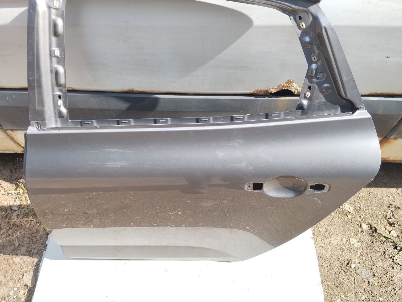 дверь задняя левая Renault Talisman 1 поколение 2017, 1.6 л., дизель, седан - фото №1